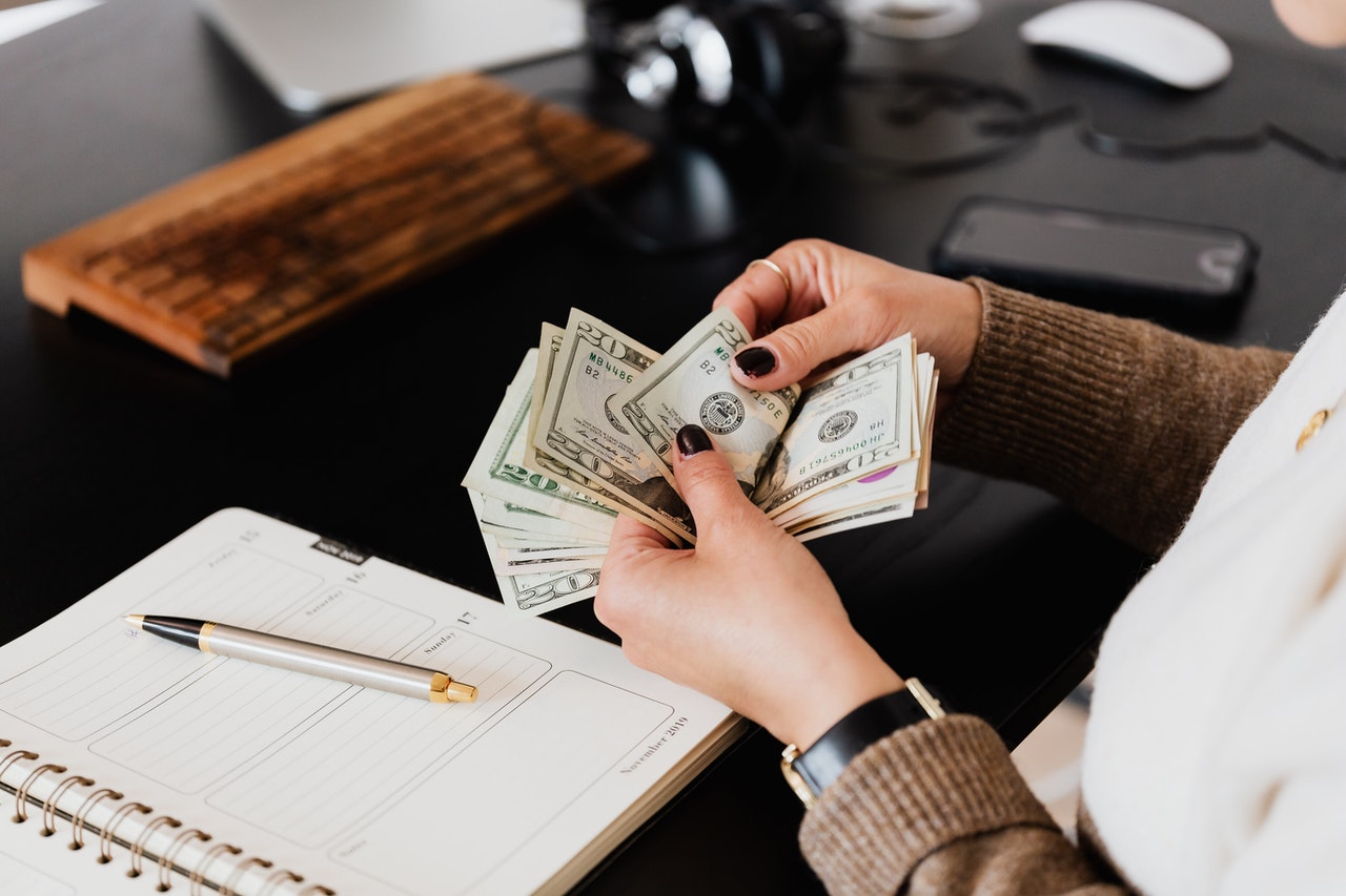 woman counting money